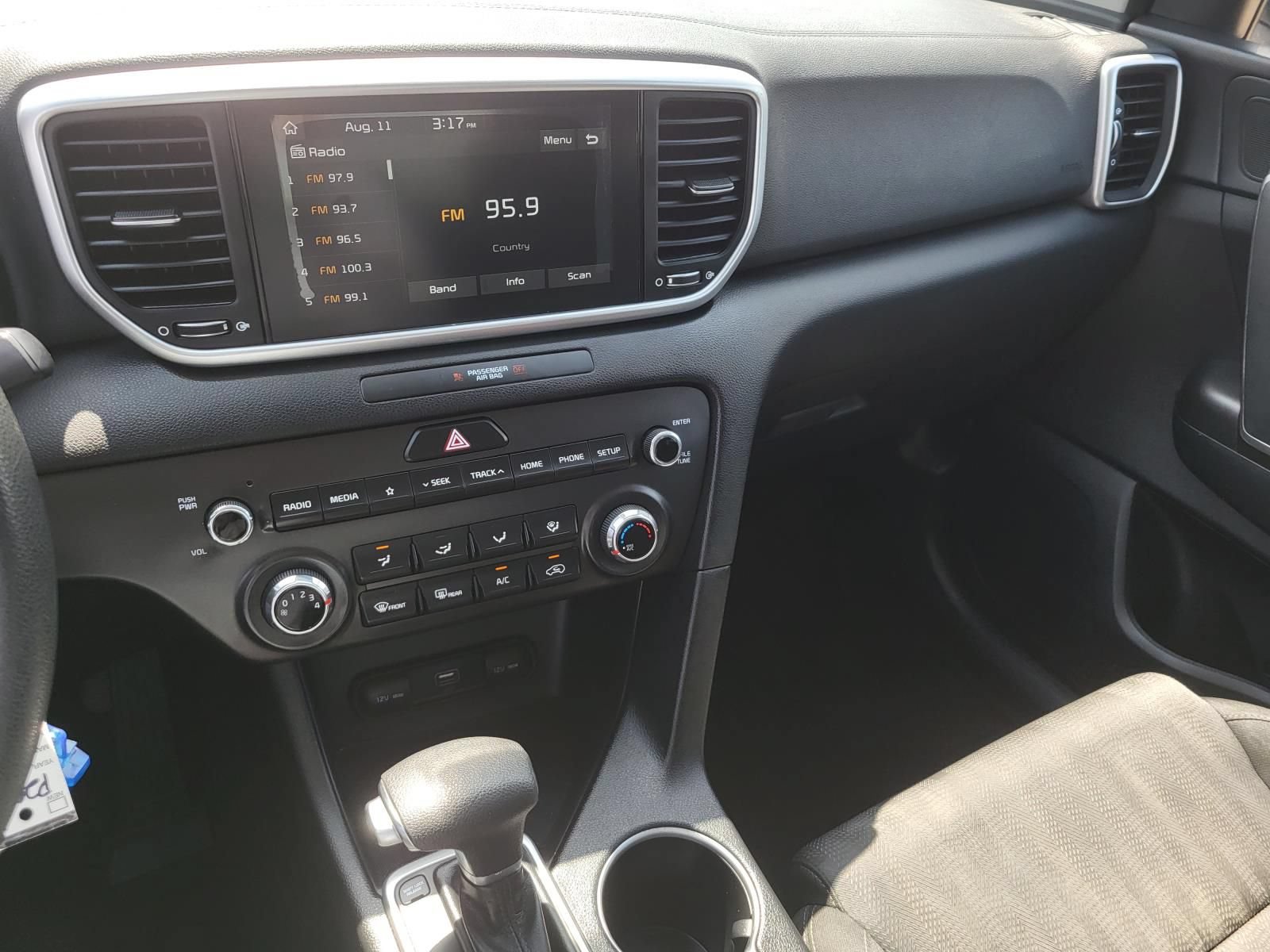 Used 2021 Kia Sportage LX FWD image 19
