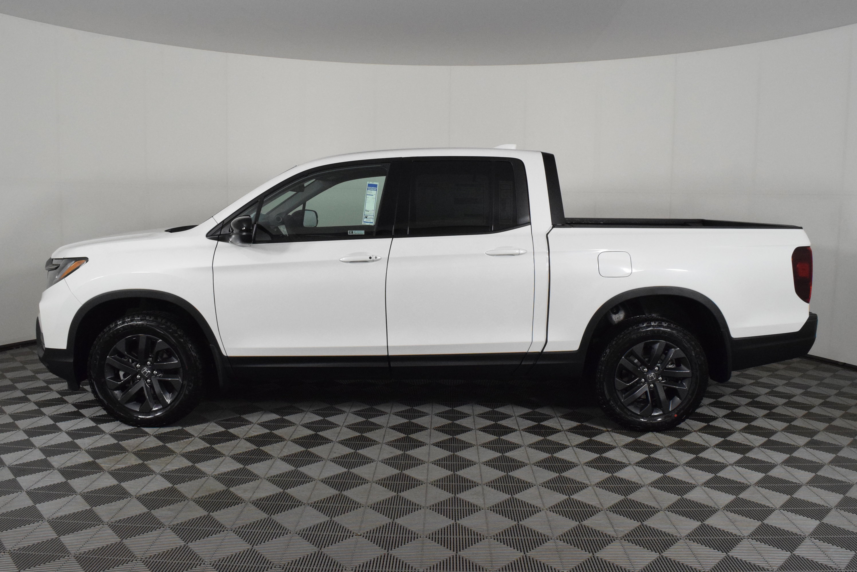 New 2026 Honda Ridgeline Sport image 9