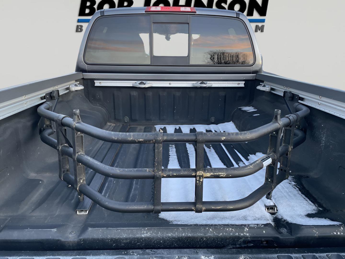 Used 2020 Nissan Frontier SV w/ Midnight Edition Floor Mats image 18