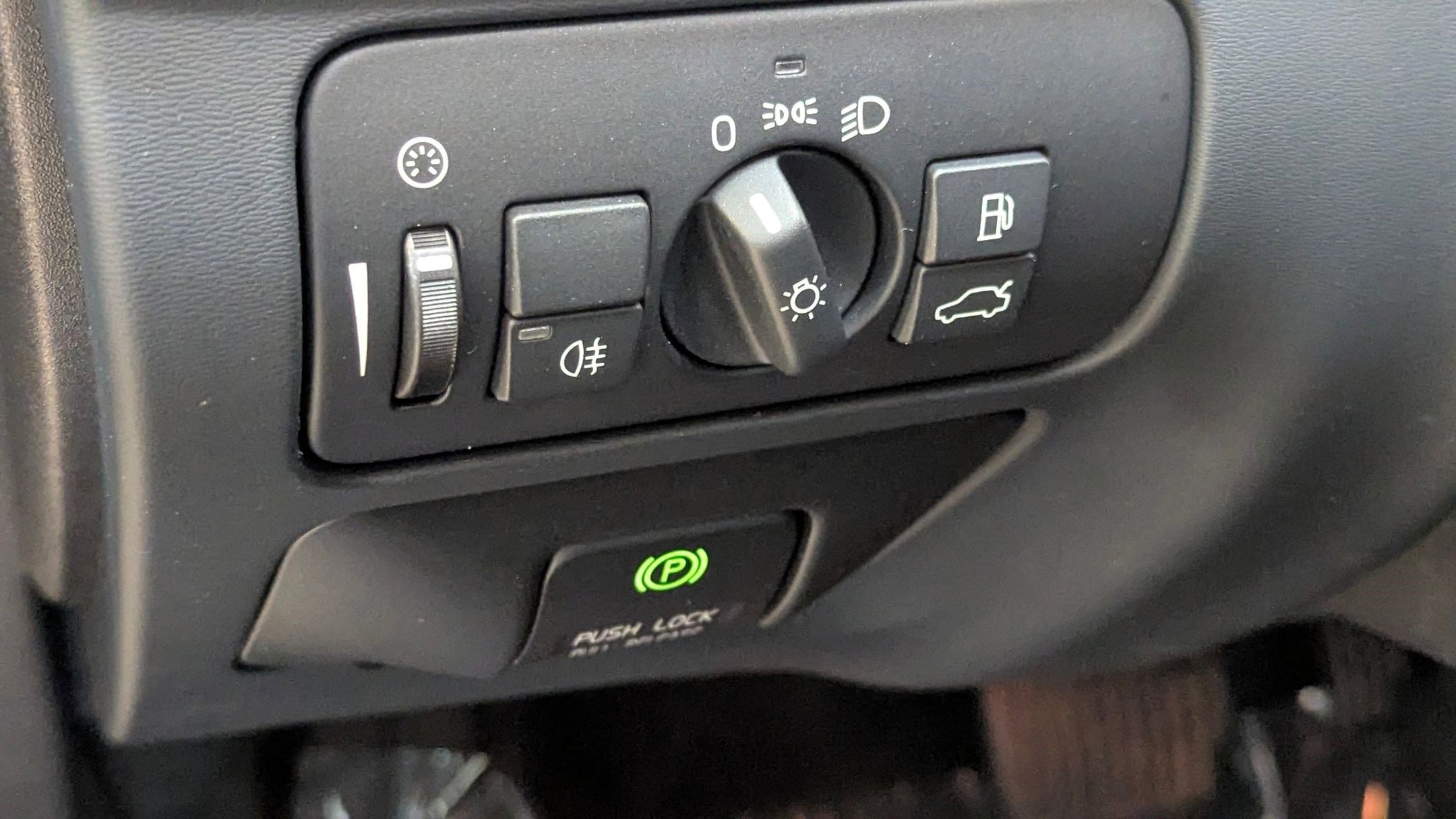 Used 2012 Volvo S60 T5 image 18