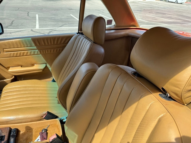 Used 1987 Mercedes-Benz 560 SL image 8