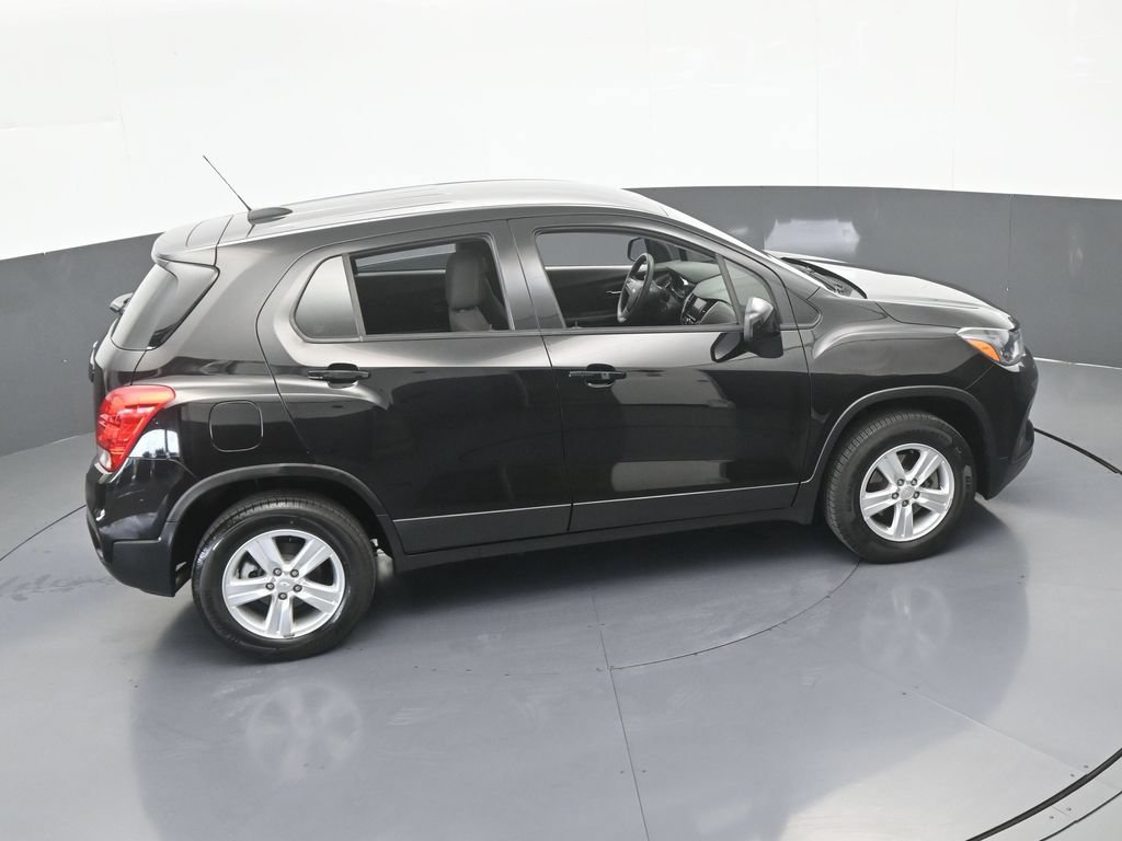 Used 2022 Chevrolet Trax LS AWD/4WD image 45