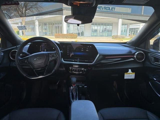Used 2025 Chevrolet Trax RS w/ Driver Confidence Package image 34
