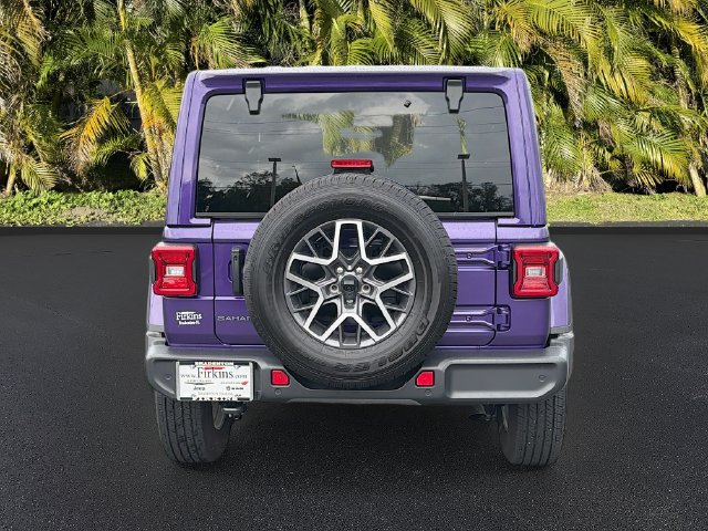 Used 2026 Jeep Wrangler Unlimited Sahara AWD/4WD image 7