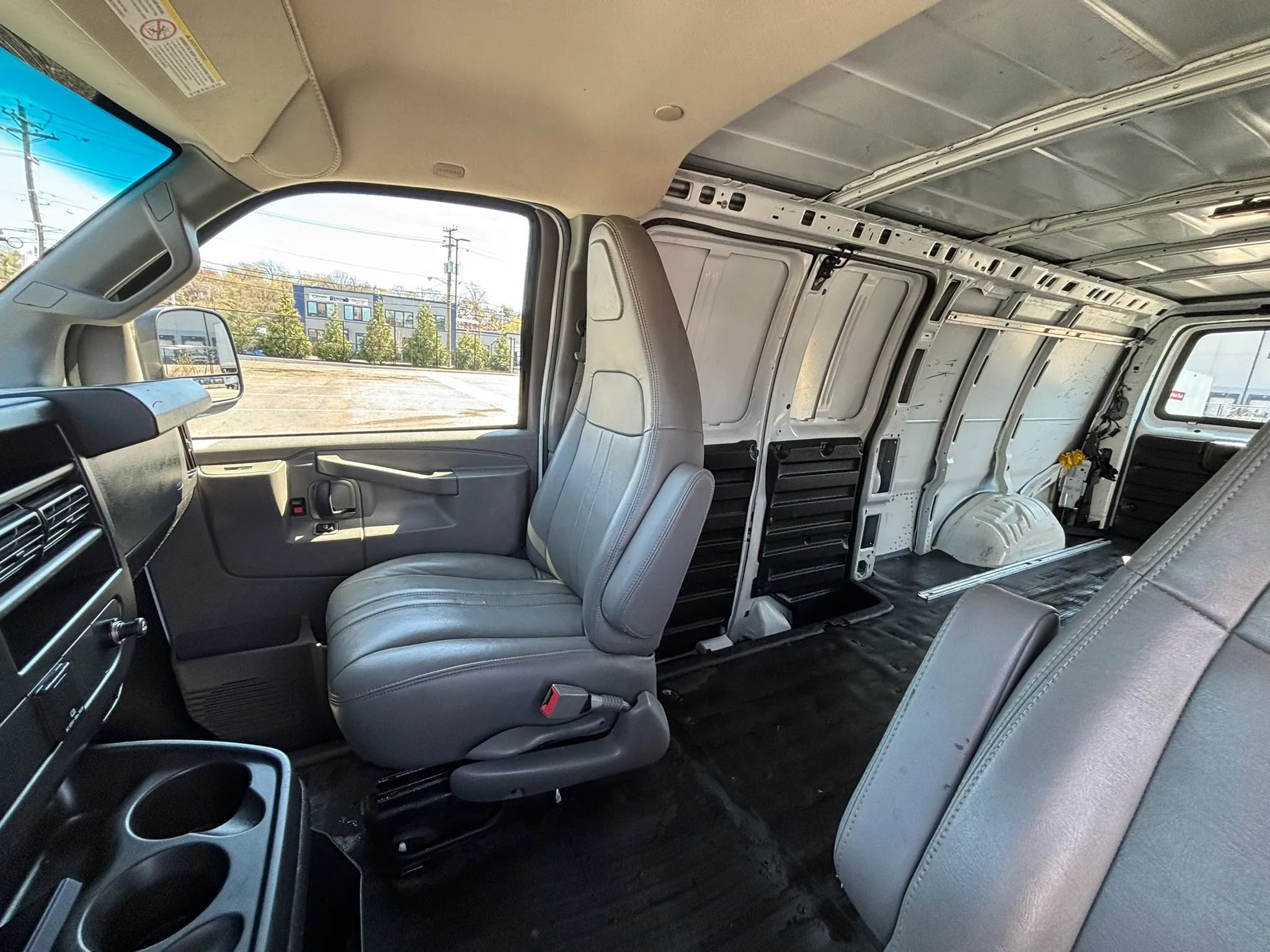 Used 2019 Chevrolet Express 2500 Extended w/ Driver Convenience Package RWD image 18