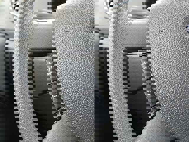 Used 2010 Ford Transit Connect XLT image 20