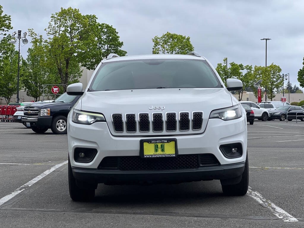 Used 2019 Jeep Cherokee Latitude Plus AWD/4WD image 8