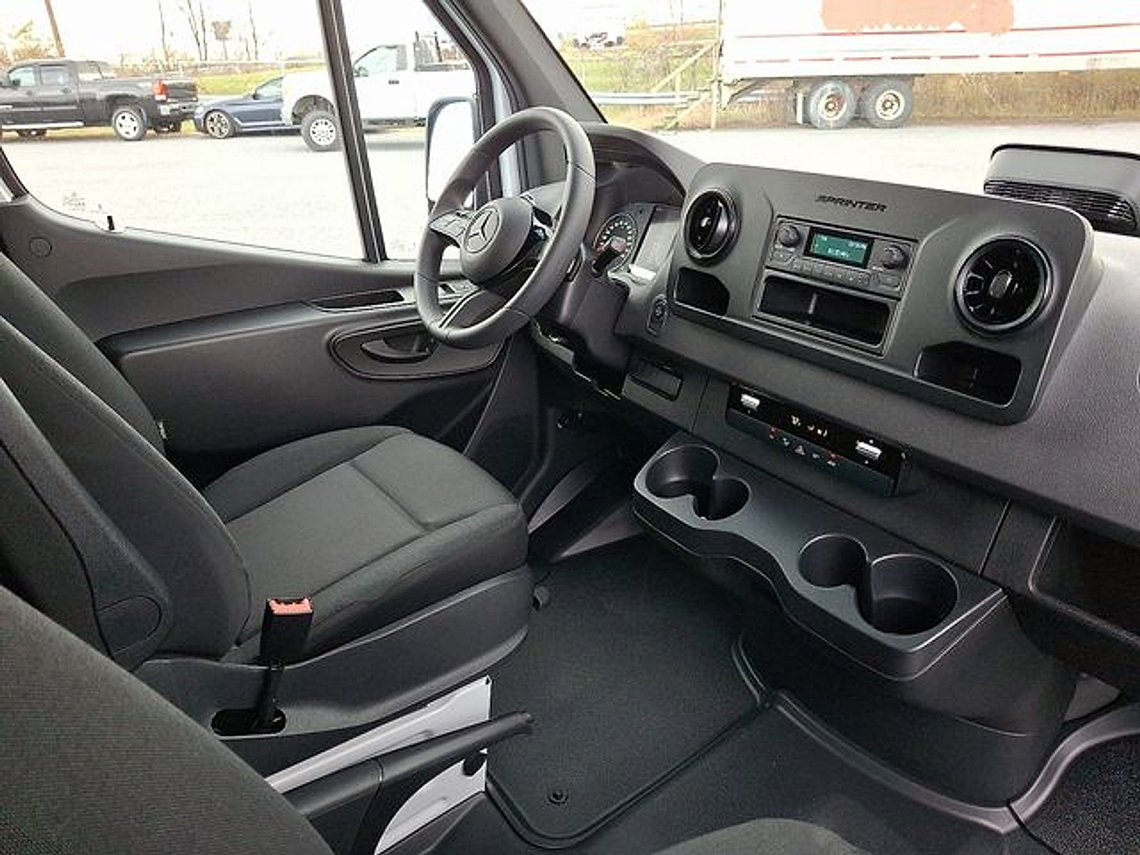 Used 2026 Mercedes-Benz Sprinter 2500 image 10