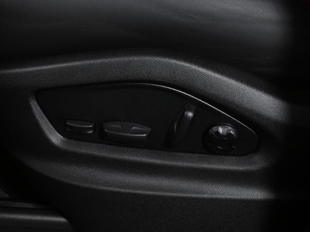 Used 2026 Porsche Cayenne S AWD/4WD image 30