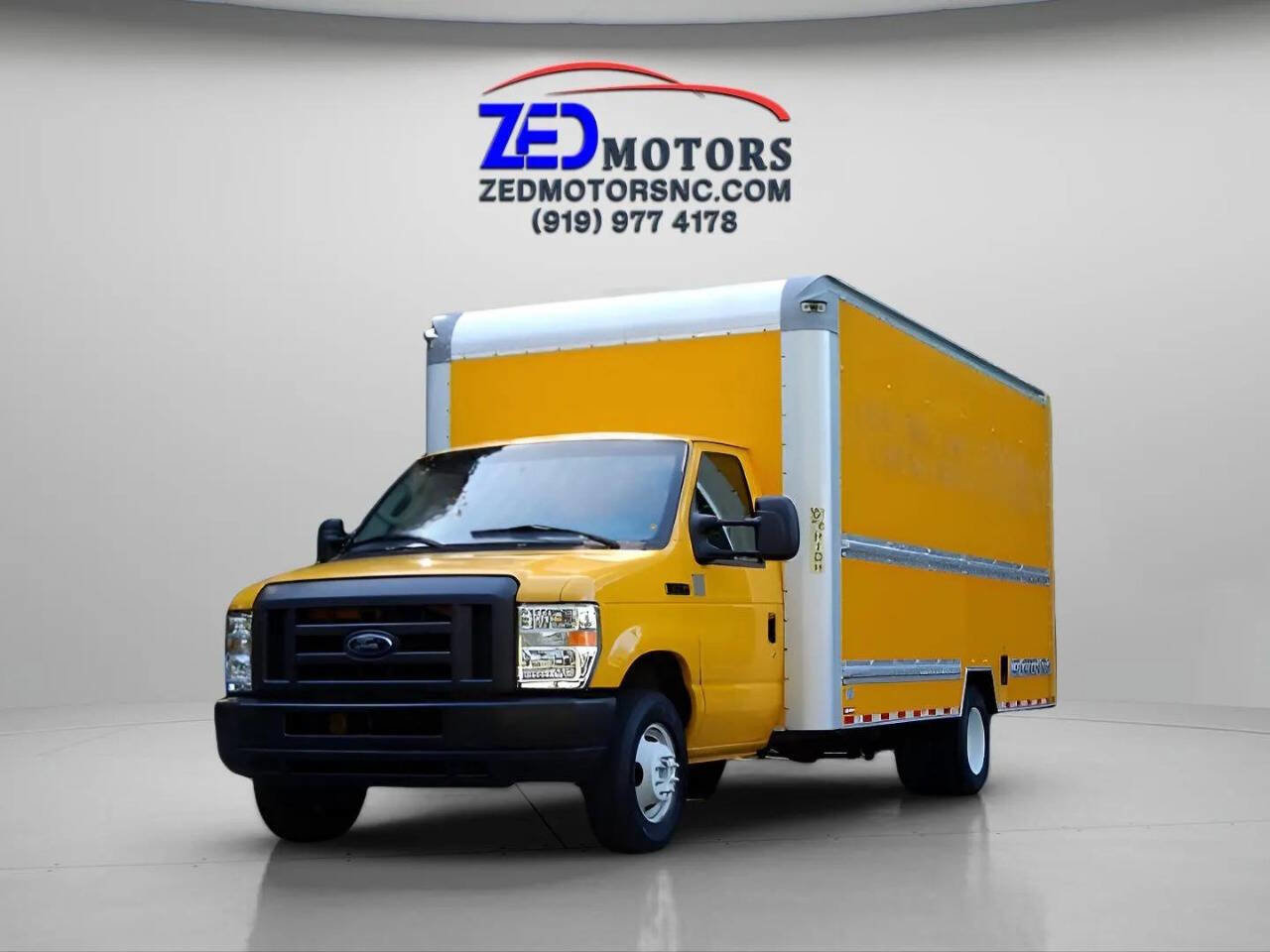 Used 2019 Ford E-350 and Econoline 350 Super Duty image 1
