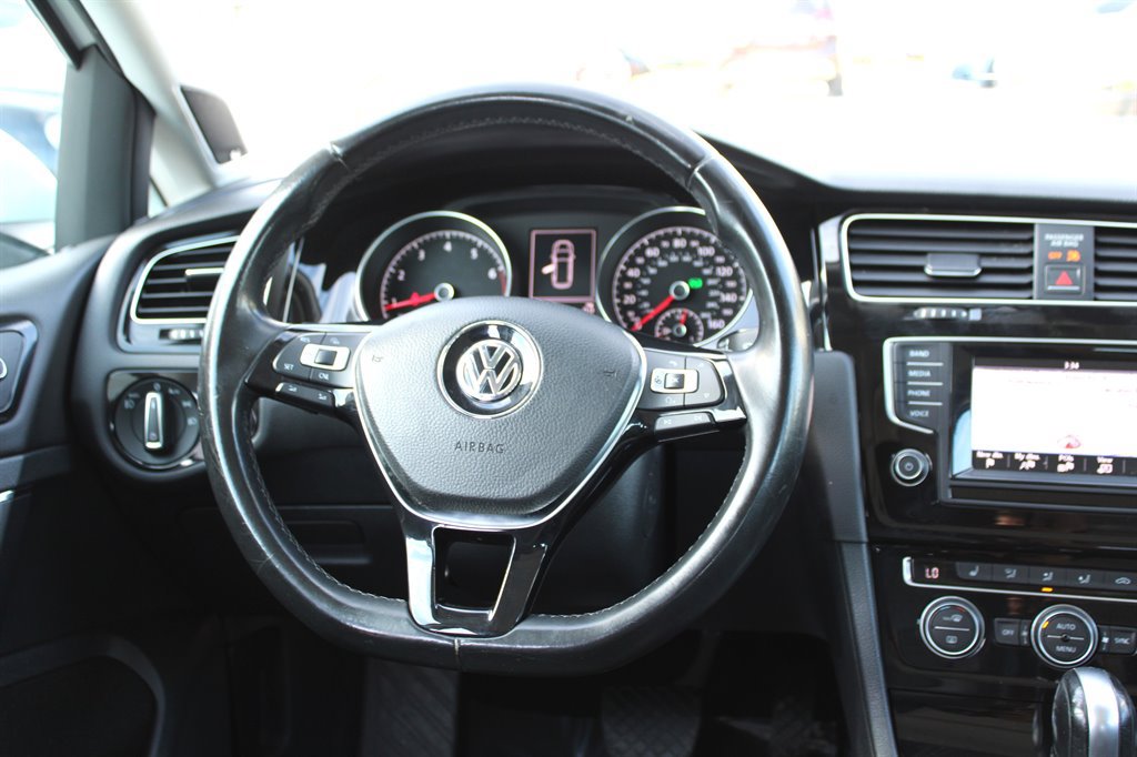 Used 2015 Volkswagen Golf SEL FWD image 13
