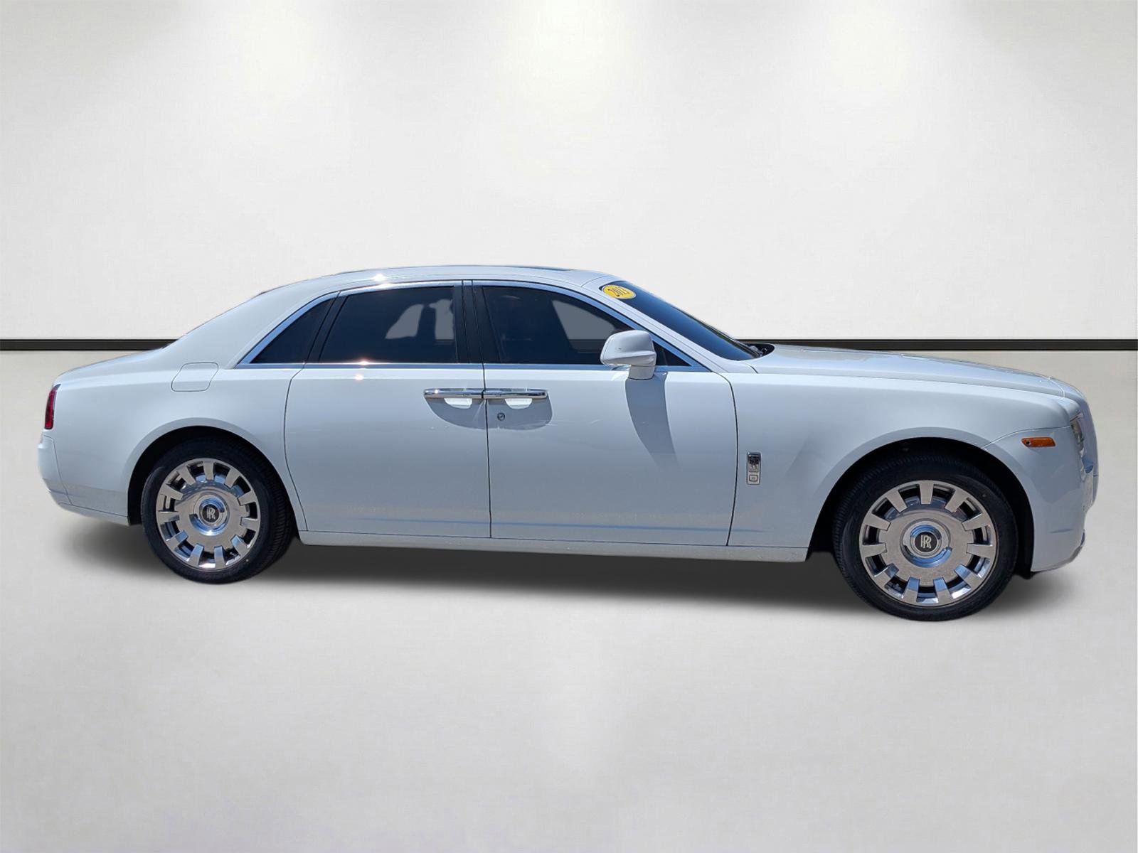 Used 2013 Rolls-Royce Ghost RWD image 3