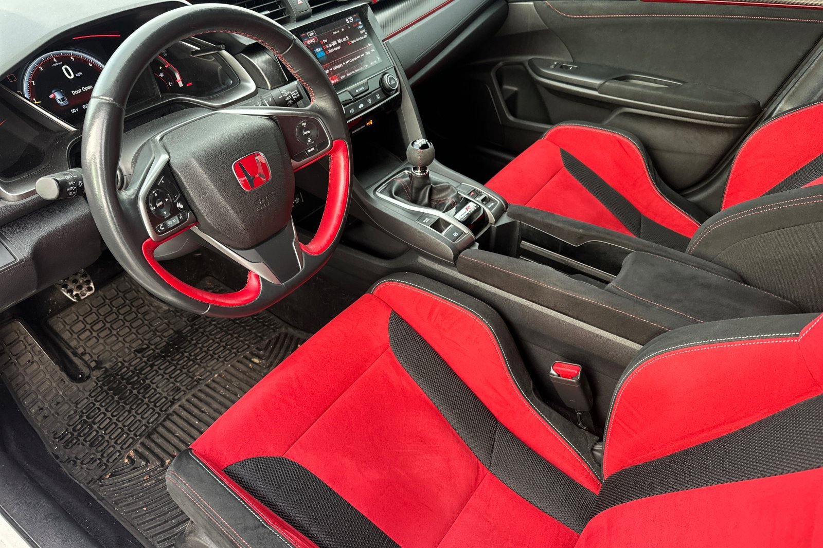 Used 2018 Honda Civic Type R image 10