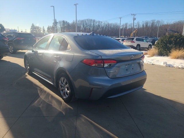 Used 2021 Toyota Corolla LE image 5