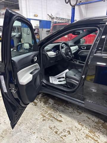New 2026 Jeep Compass Limited w/ Sun, Sound & Navigation Group image 36