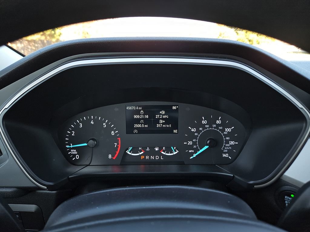 Used 2022 Ford Escape SE image 23