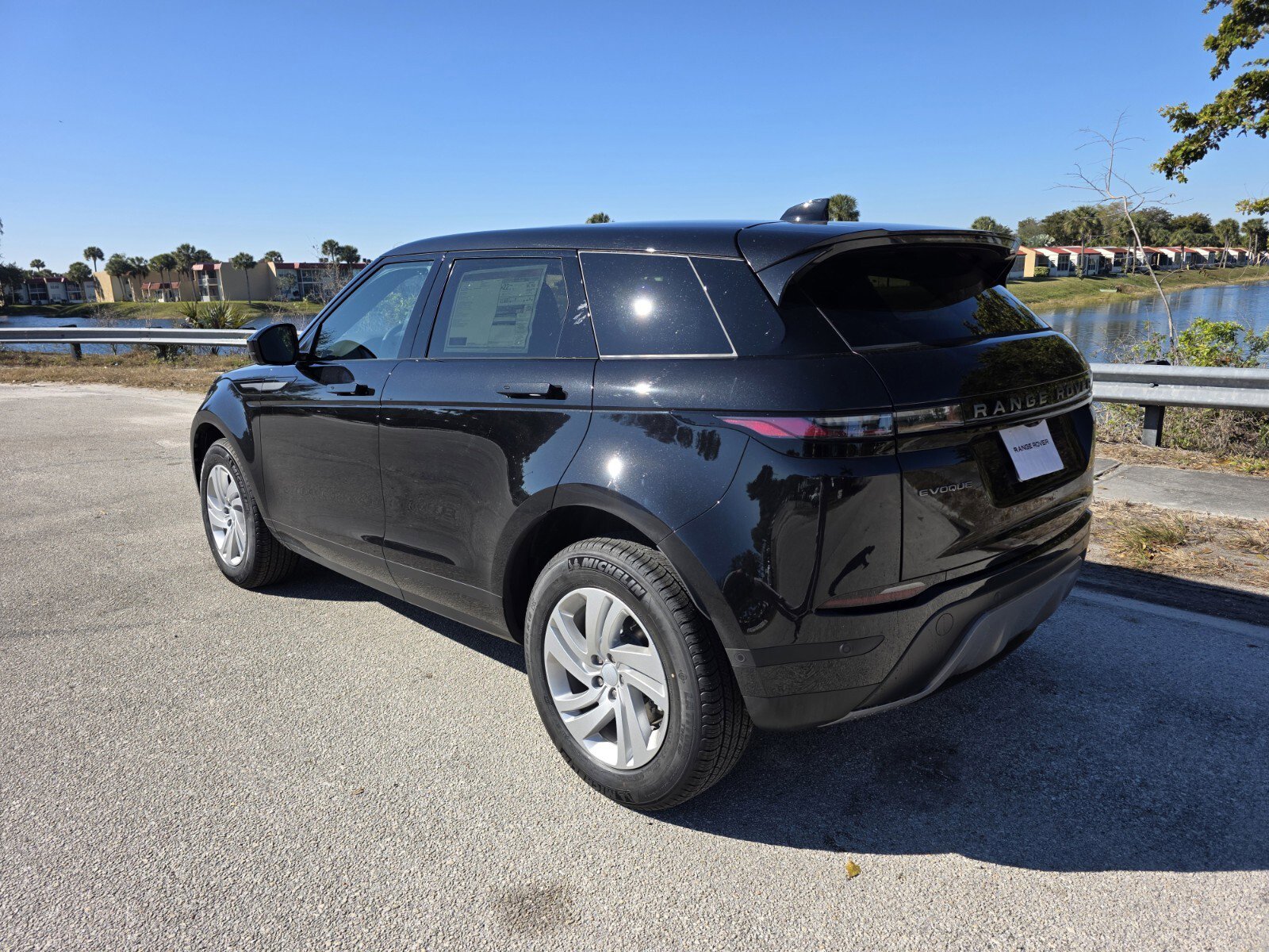 New 2026 Land Rover Range Rover Evoque S image 2