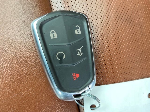 Certified 2023 Cadillac XT5 Premium Luxury w/ LPO, Floor Liner Package image 26