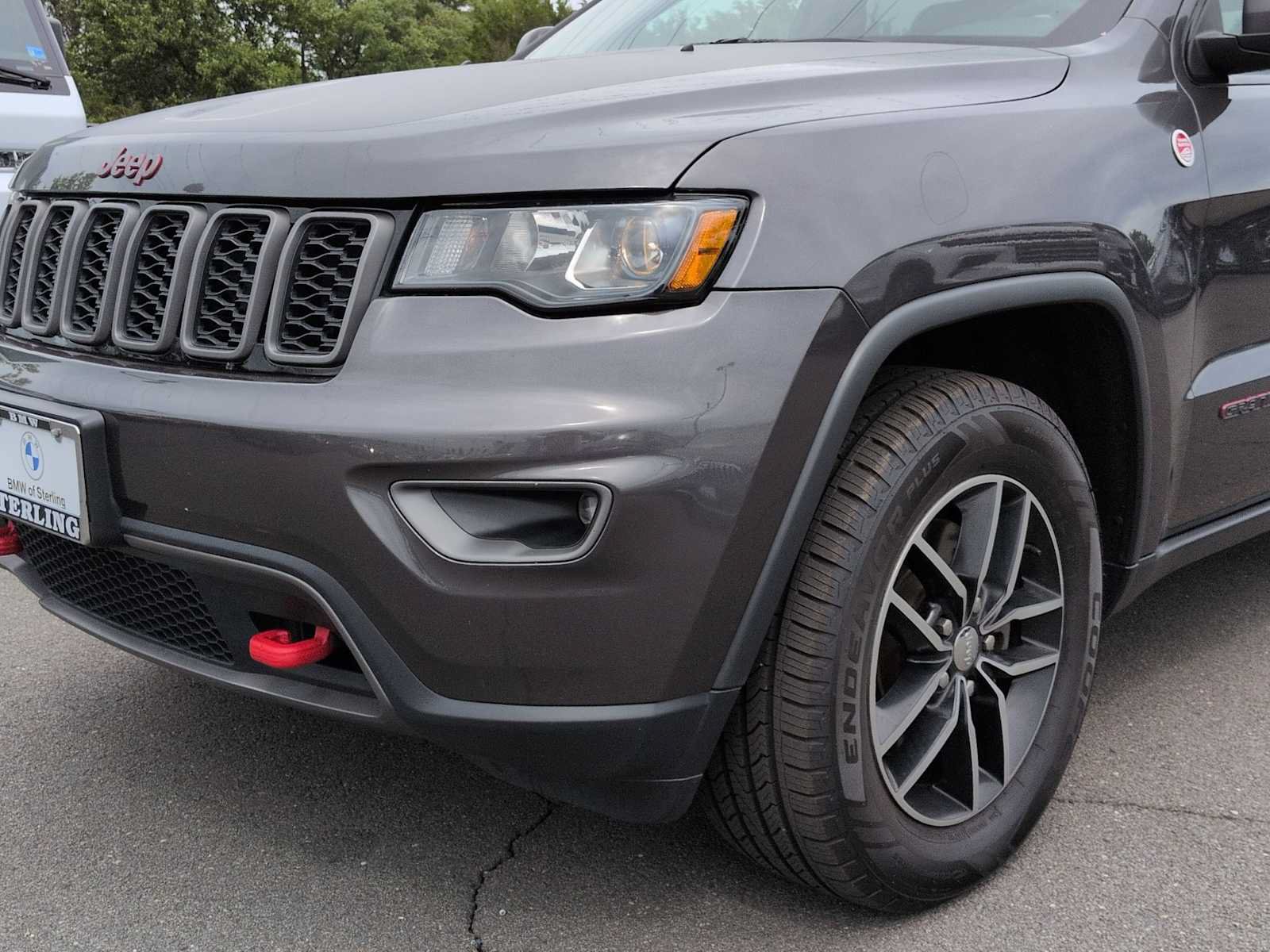 Used 2017 Jeep Grand Cherokee Trailhawk AWD/4WD image 11