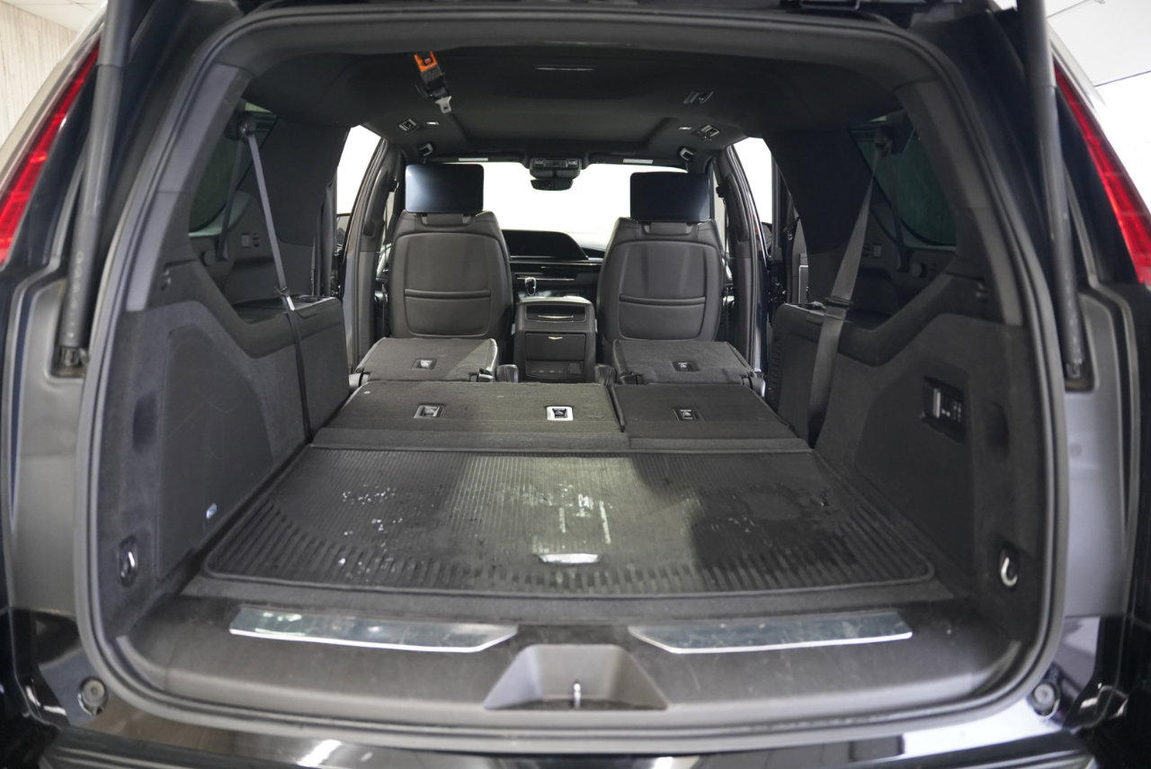 Used 2021 Cadillac Escalade ESV Sport w/ Driver Assist Tech Package image 40