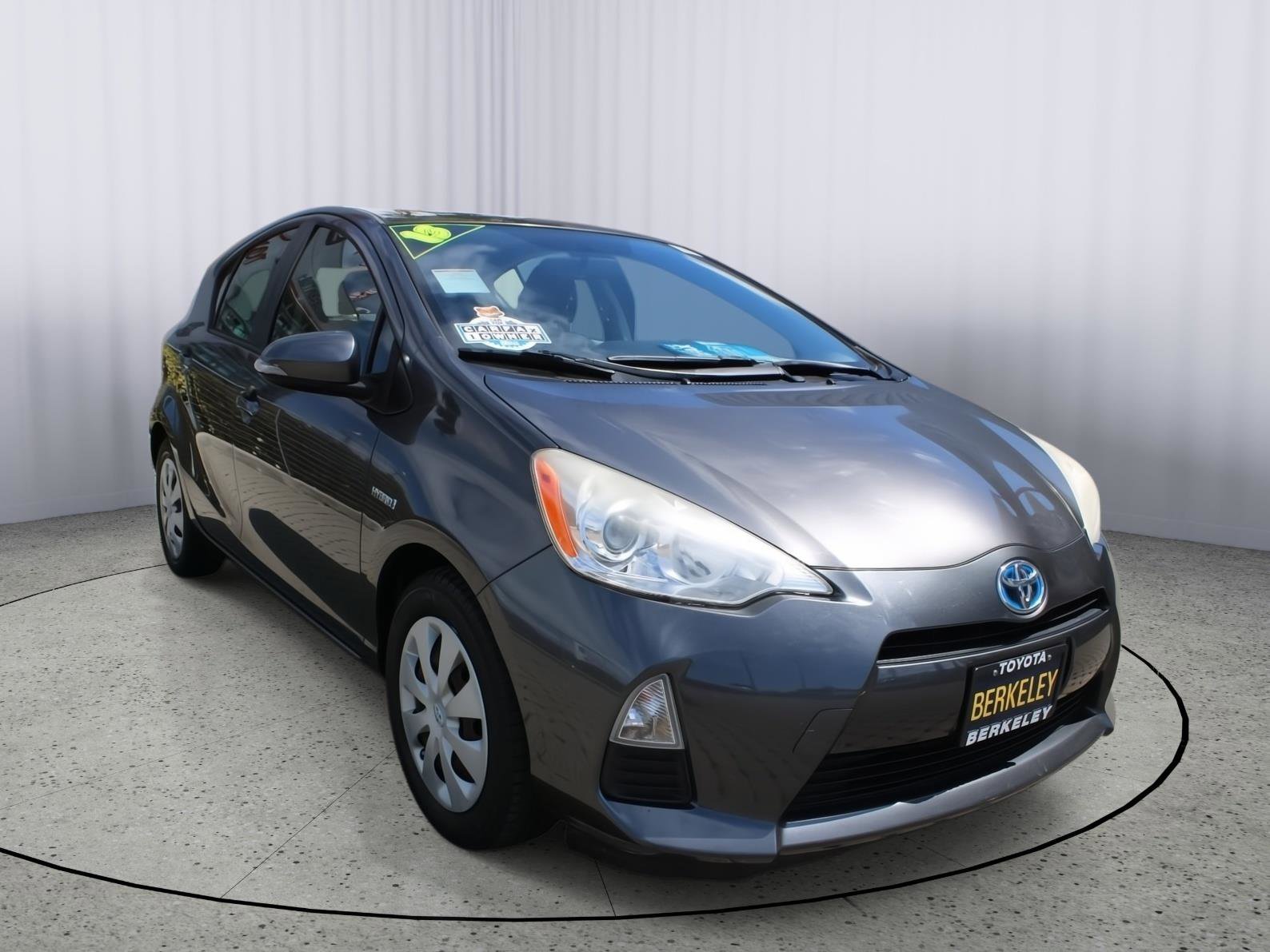 Used 2013 Toyota Prius C Two image 1