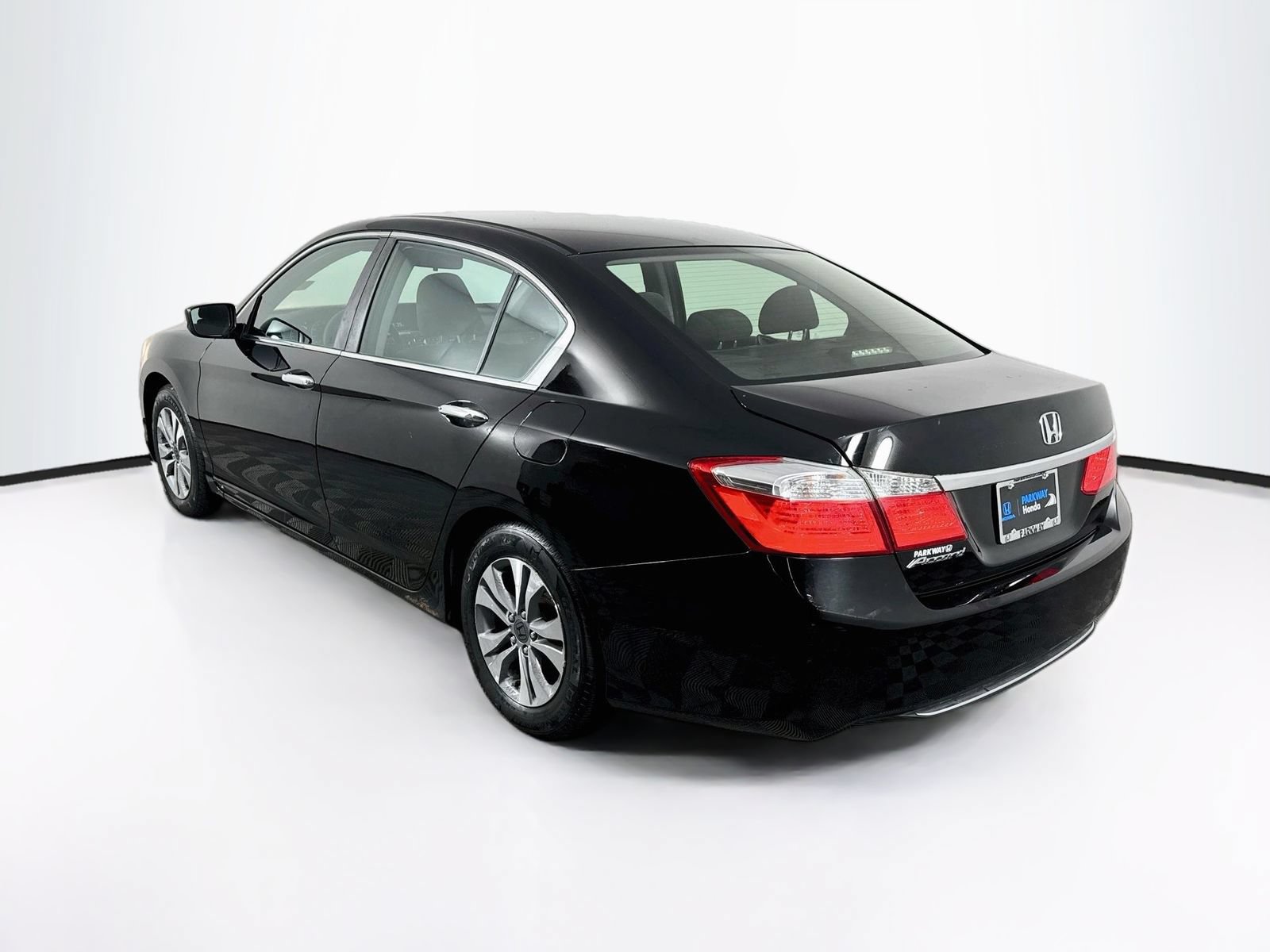 Used 2013 Honda Accord LX image 5
