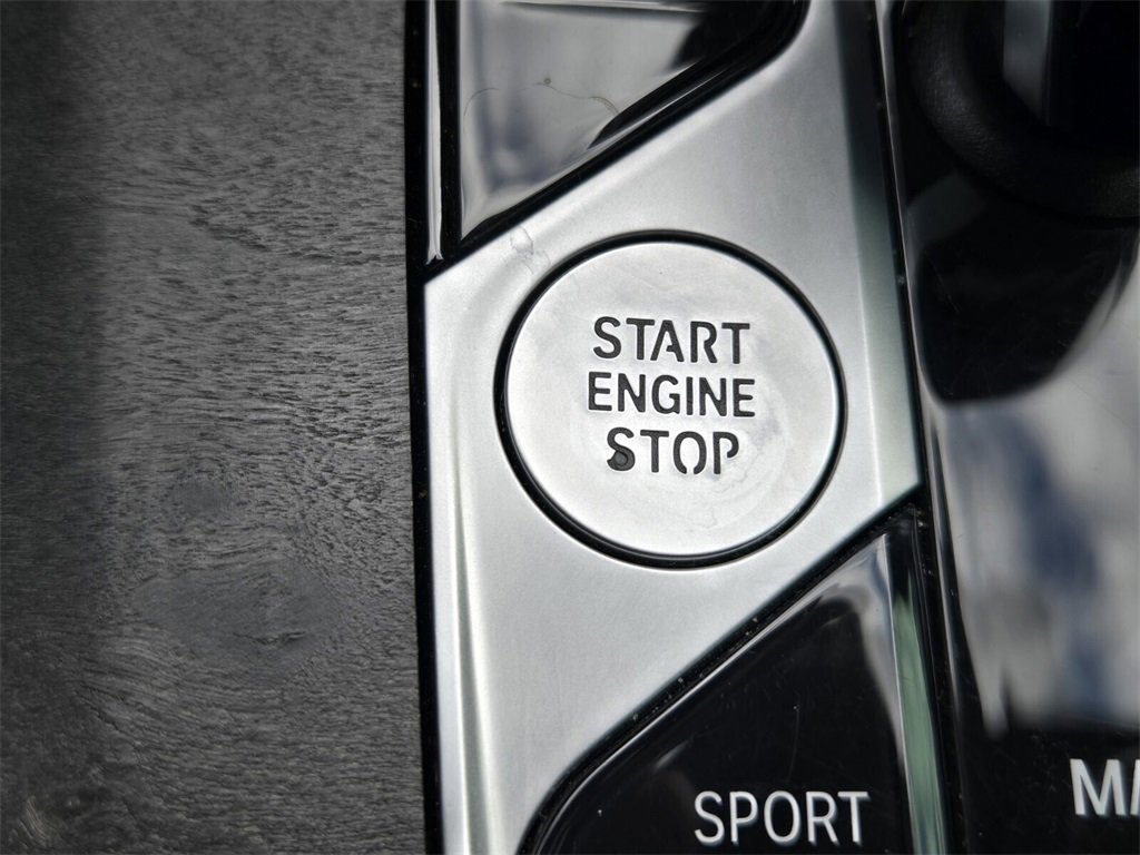 Used 2022 BMW X5 xDrive40i w/ M Sport Package image 23