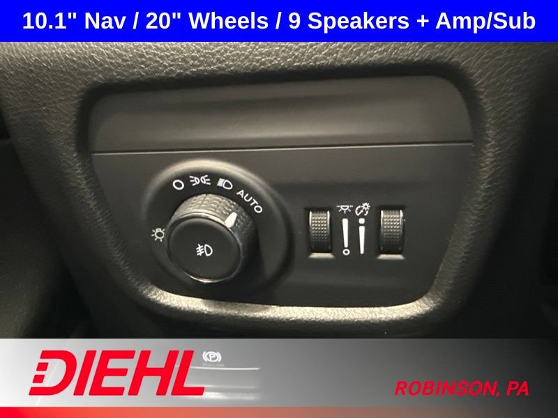 Used 2021 Jeep Grand Cherokee L Limited AWD/4WD image 25