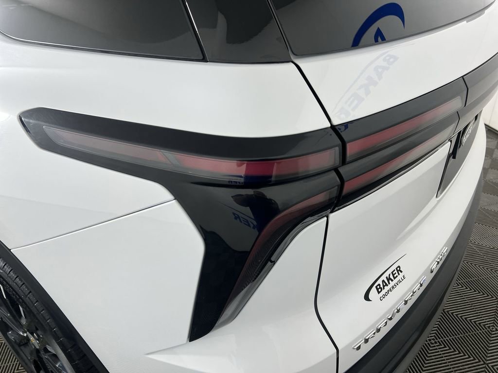 Certified 2025 Chevrolet Traverse LT w/ Sun and Wheel Package image 37