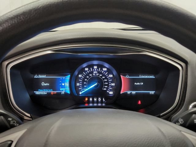 Used 2020 Ford Fusion SE FWD image 19