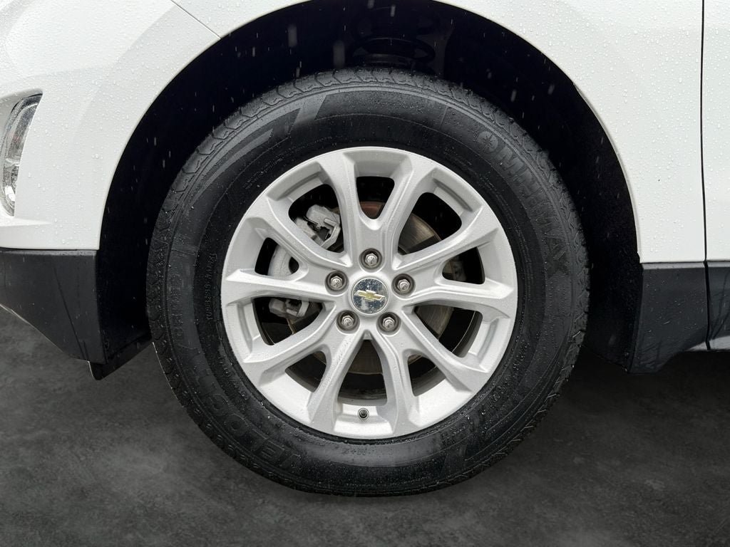 Used 2020 Chevrolet Equinox LS AWD/4WD image 4