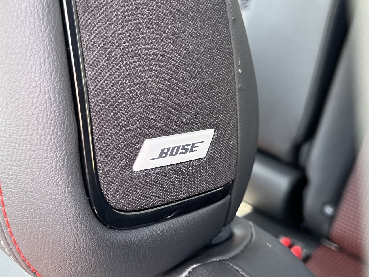 New 2027 Nissan Kicks SR FWD image 8