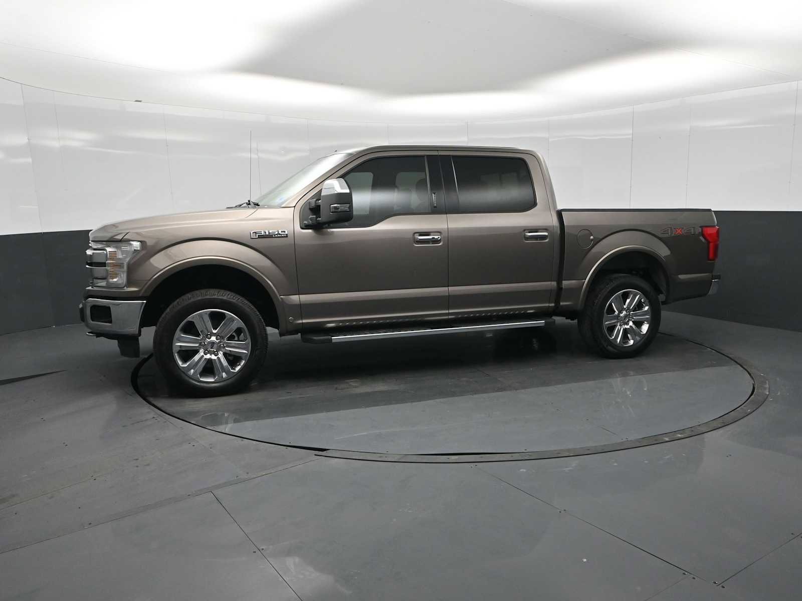 Used 2019 Ford F150 Lariat w/ Equipment Group 502A Luxury image 4