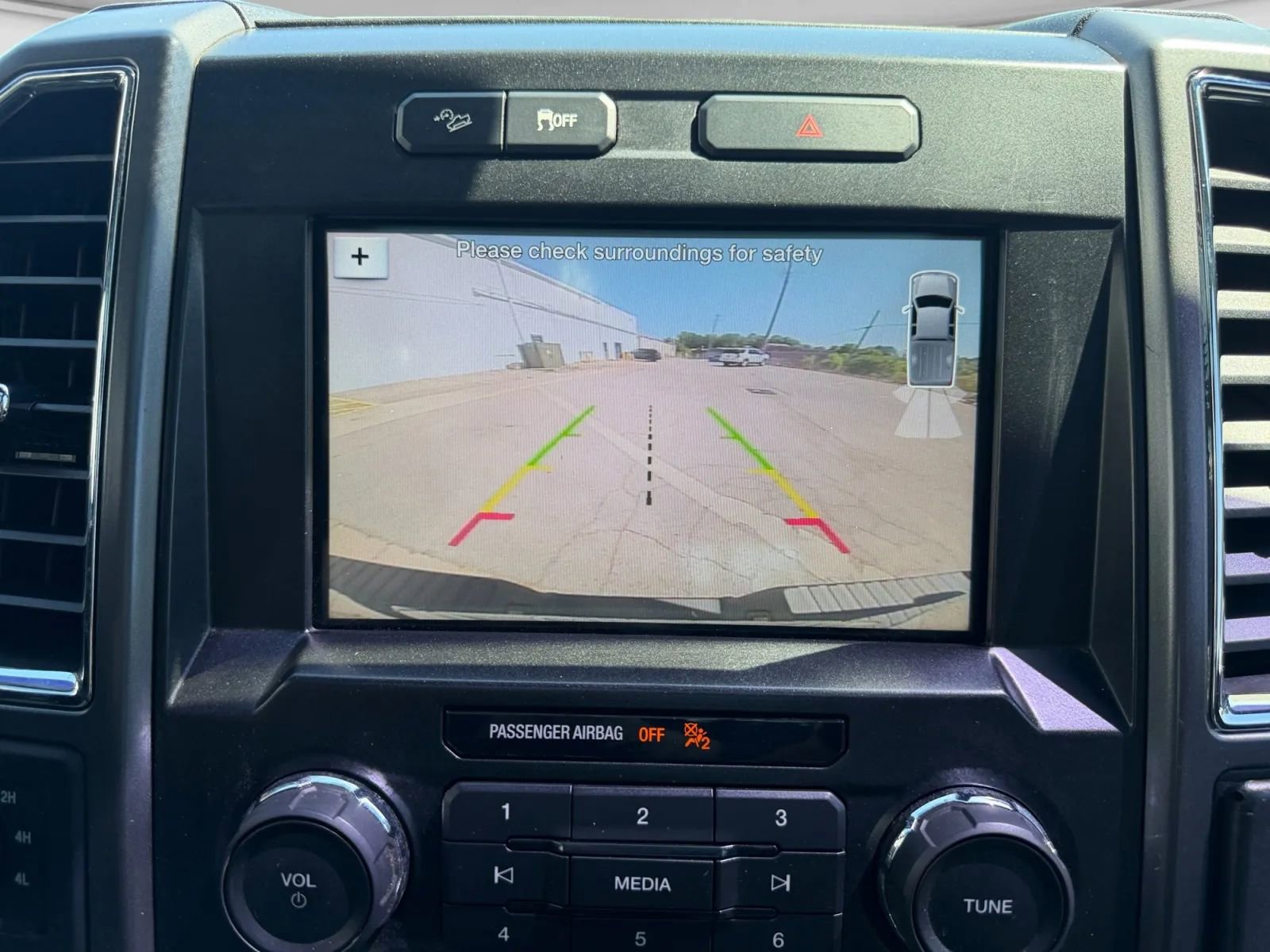 Used 2016 Ford F150 XLT w/ Equipment Group 302A Luxury image 38