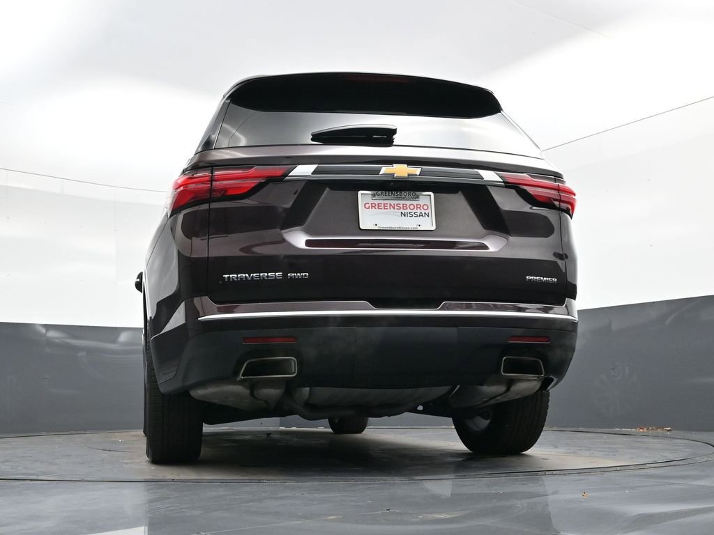 Used 2023 Chevrolet Traverse Premier image 40