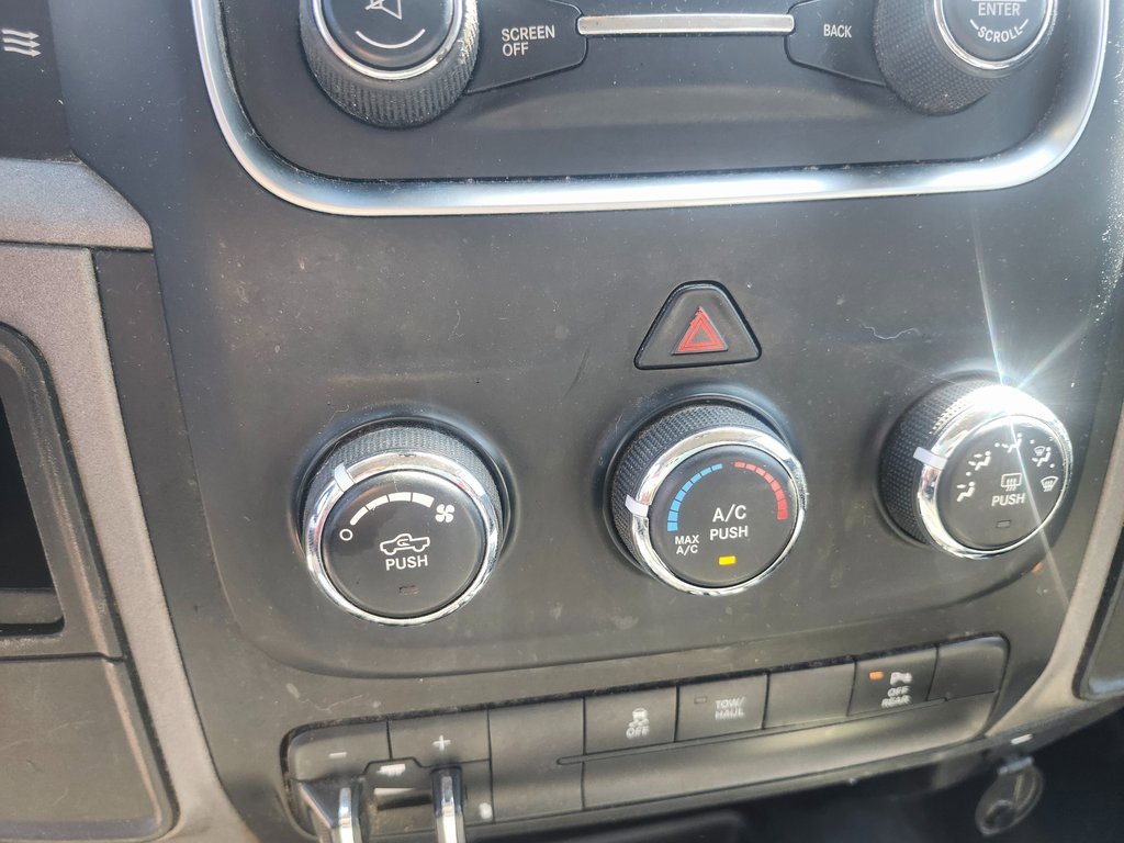 Used 2018 RAM 2500 Tradesman w/ Chrome Appearance Group image 14