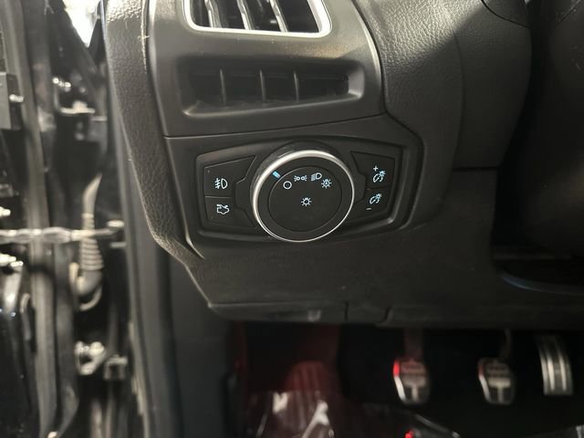 Used 2017 Ford Focus RS image 22