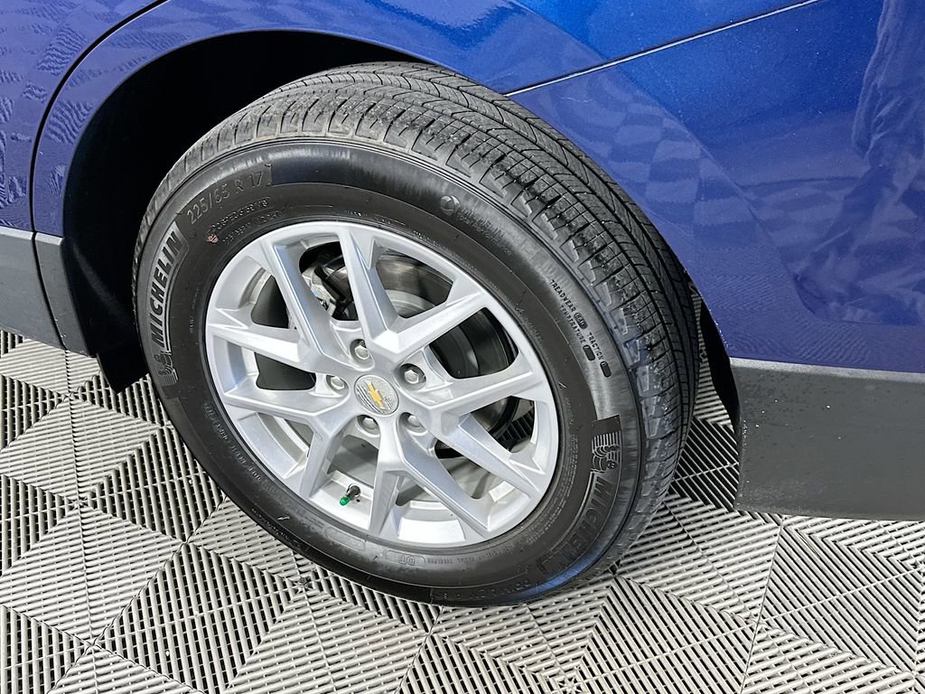 Used 2023 Chevrolet Equinox LT image 39