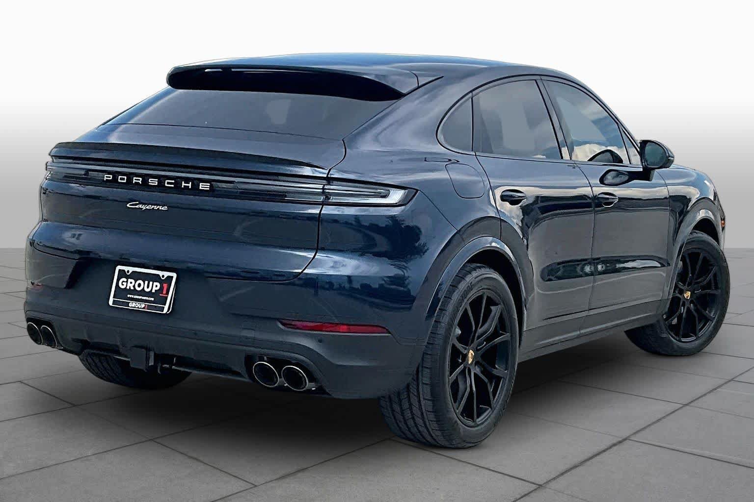 Used 2026 Porsche Cayenne Coupe AWD/4WD image 12
