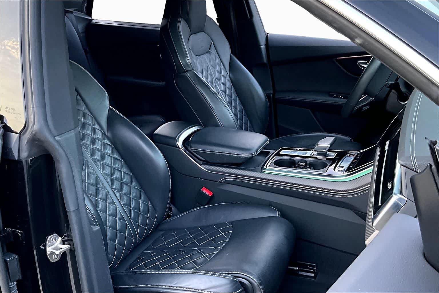 Used 2024 Audi SQ8 Premium Plus w/ S Sport Package AWD/4WD image 9