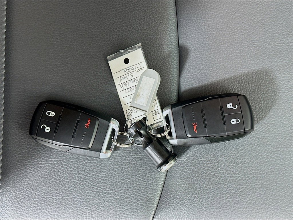 Used 2024 RAM 2500 Tradesman w/ Chrome Appearance Group image 34