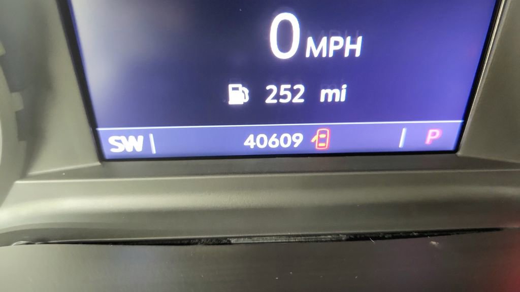 Used 2019 Chevrolet Silverado 1500 RST w/ All-Star Edition RWD image 19