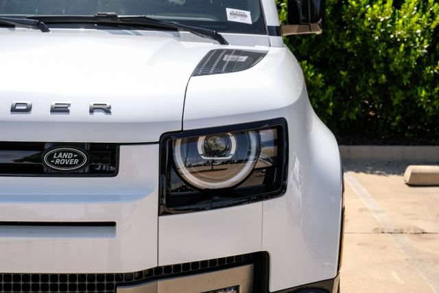 New 2026 Land Rover Defender 110 V8 AWD/4WD image 59