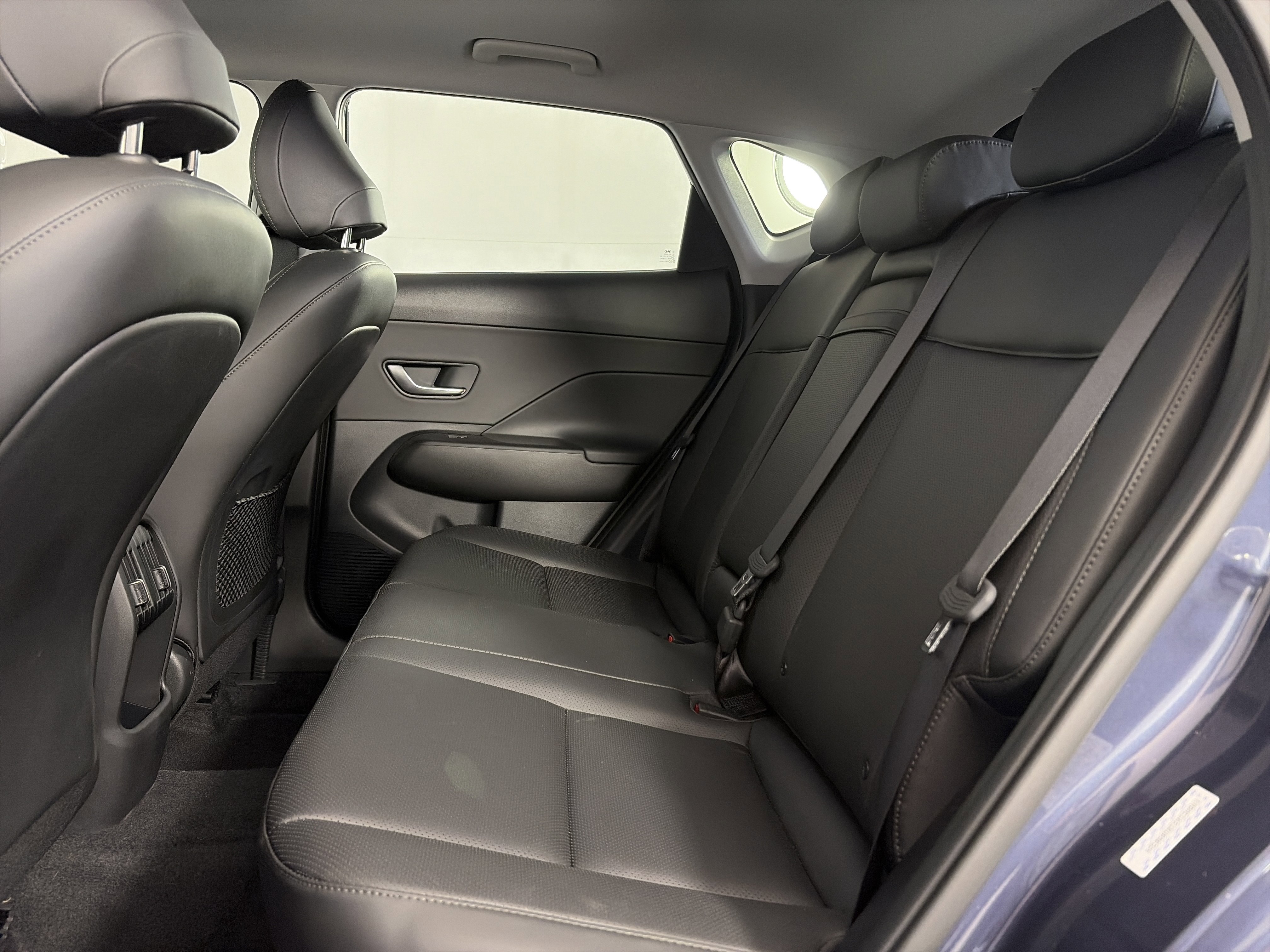 Used 2024 Hyundai Kona Limited AWD/4WD image 7