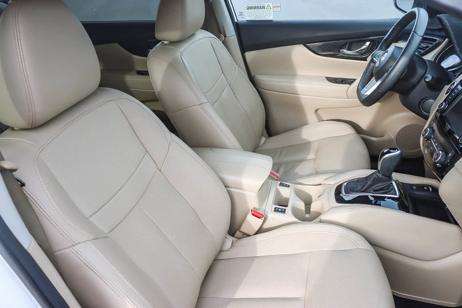 Used 2020 Nissan Rogue SL image 15