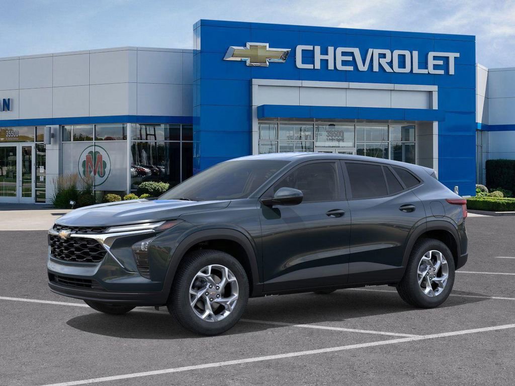 New 2026 Chevrolet Trax LS image 2