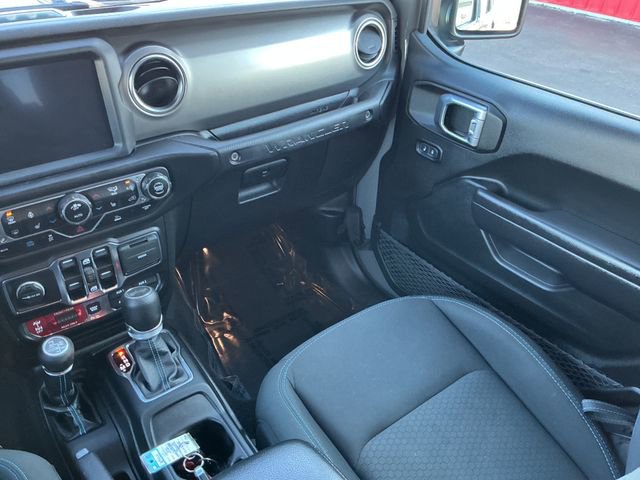 Used 2021 Jeep Wrangler Unlimited Rubicon 4xe w/ Cold Weather Group AWD/4WD image 36