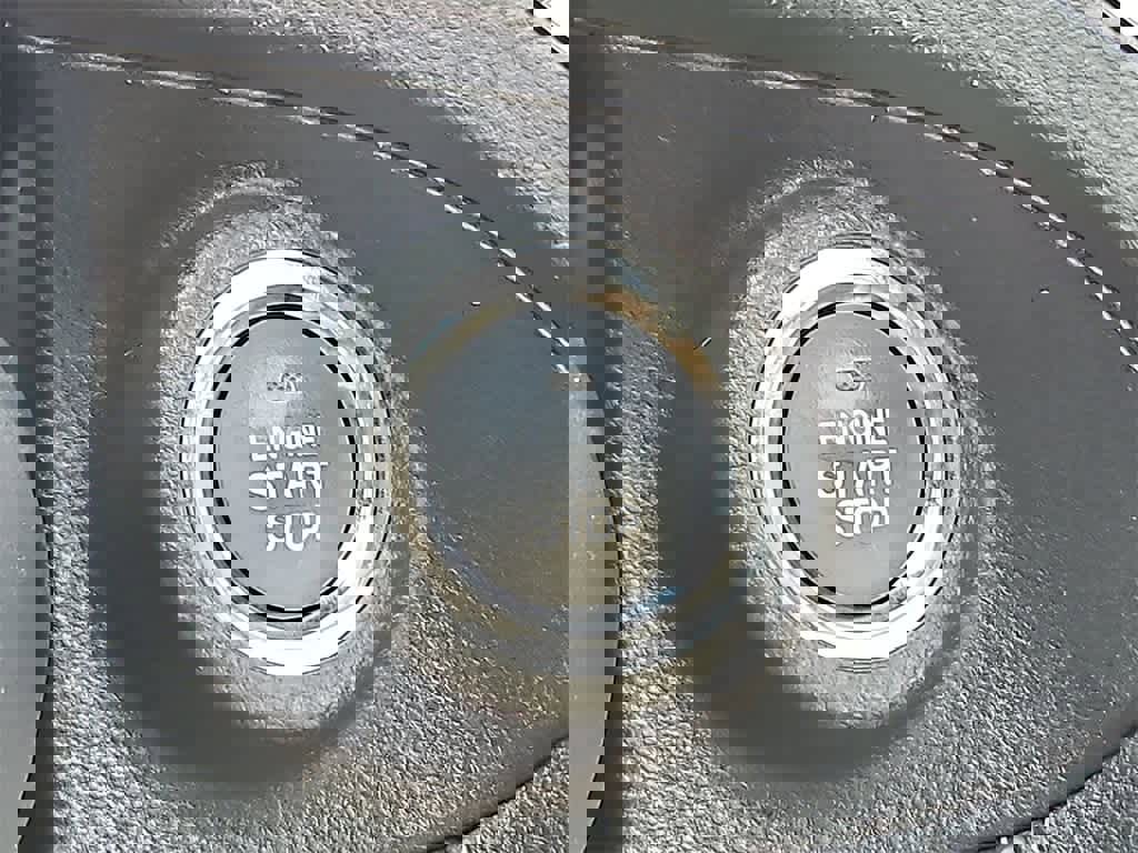 Used 2021 Subaru Forester Limited image 21