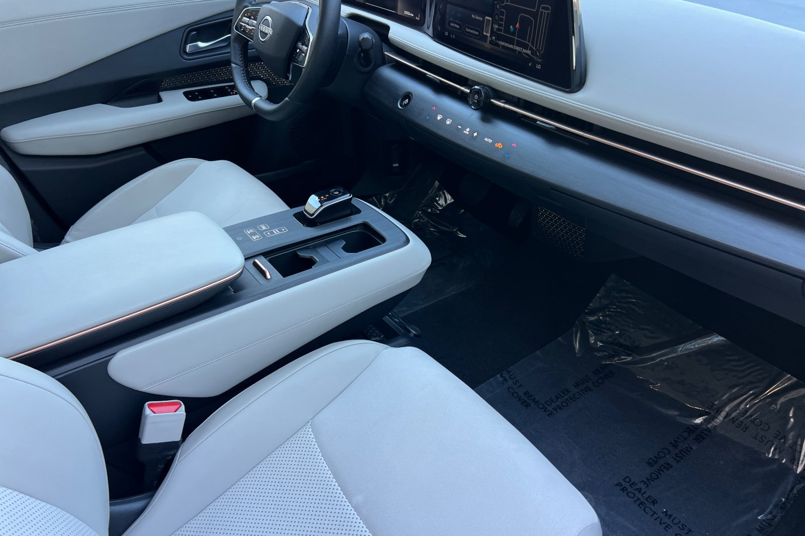 Certified 2023 Nissan Ariya FWD image 18