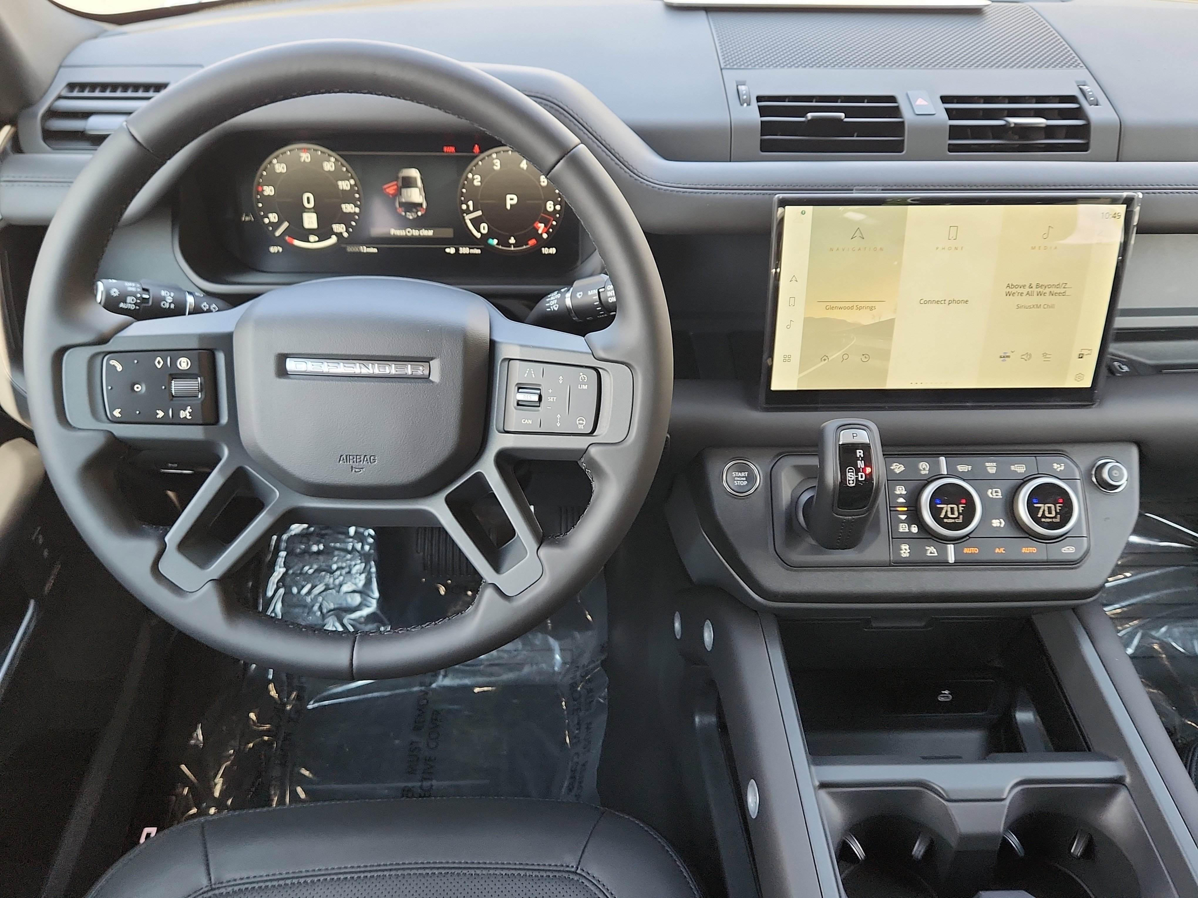 New 2025 Land Rover Defender 110 X-Dynamic SE image 13